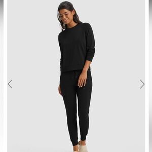 NWT Cozy Earth Women's Brushed Bamboo Jogger Set size Medium